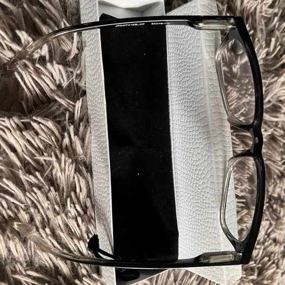 Blue Light Glasses - Picture 2 of 3